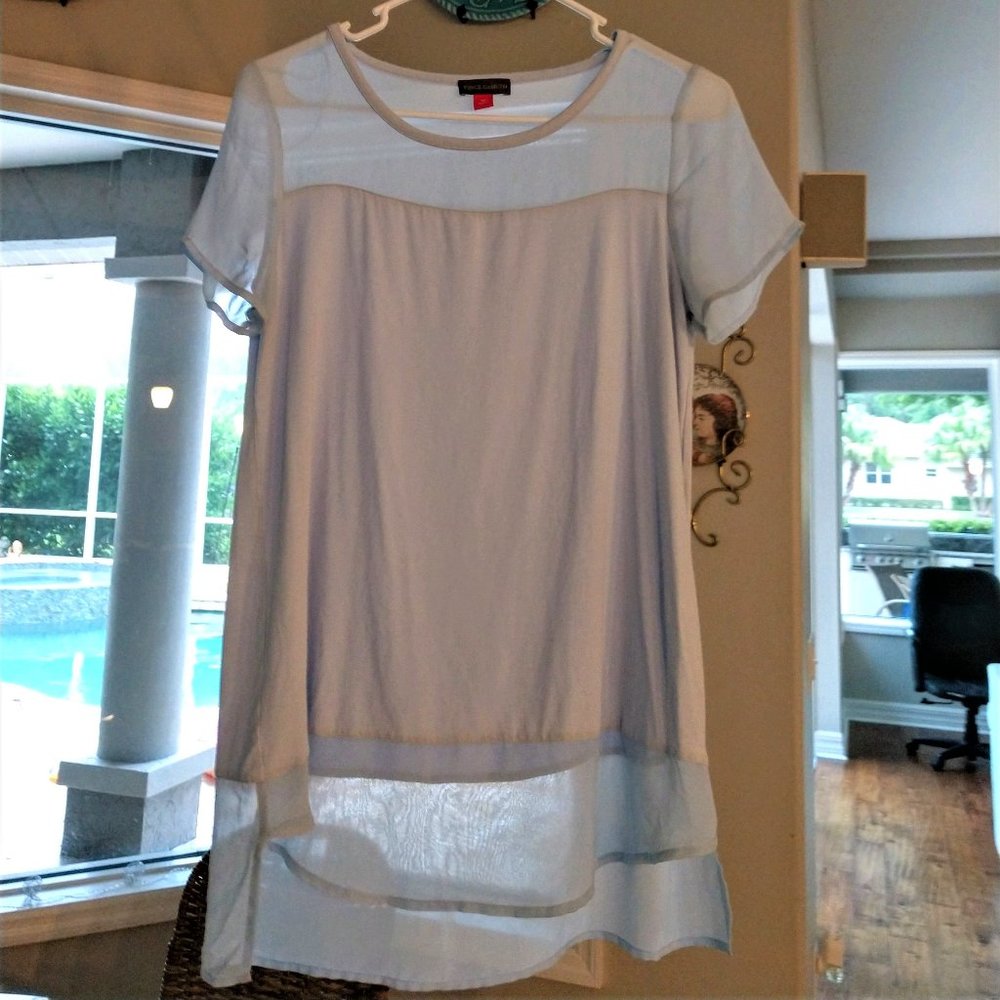 Vince Camuto top
